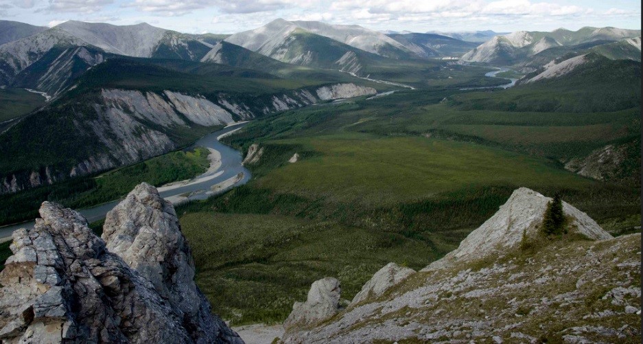 Figure 1: The Hart River, Yukon. Image: © www.protectpeel.ca, CC BY-NC